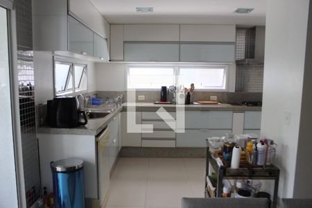 Casa à venda com 330m², 3 quartos e 4 vagasCozinha