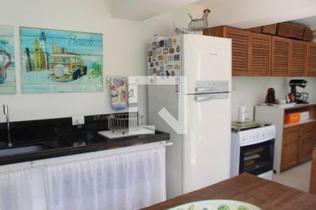 Casa à venda com 330m², 3 quartos e 4 vagasChurrasqueira