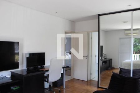 Casa à venda com 330m², 3 quartos e 4 vagasQuarto 2