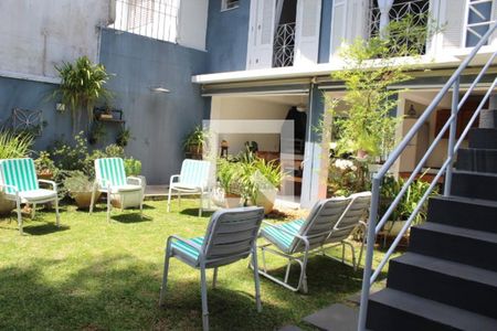 Casa à venda com 330m², 3 quartos e 4 vagasJardim
