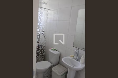 Casa à venda com 330m², 3 quartos e 4 vagasBanheiro do Quarto 1