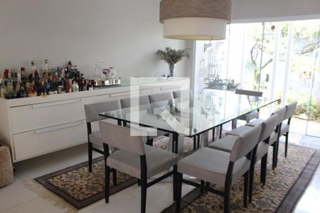 Casa à venda com 330m², 3 quartos e 4 vagasSala de Jantar