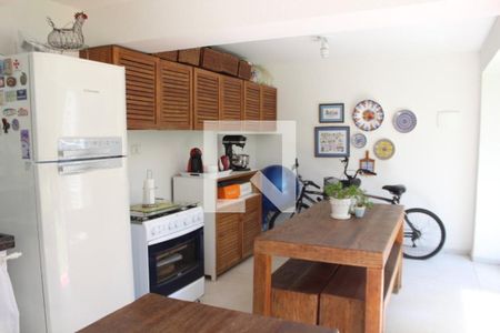 Casa à venda com 330m², 3 quartos e 4 vagasChurrasqueira