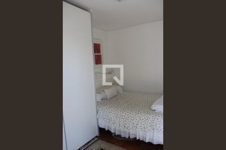 Casa à venda com 330m², 3 quartos e 4 vagasQuarto 3