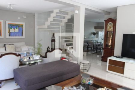 Sala de casa à venda com 3 quartos, 330m² em Brooklin Paulista, São Paulo