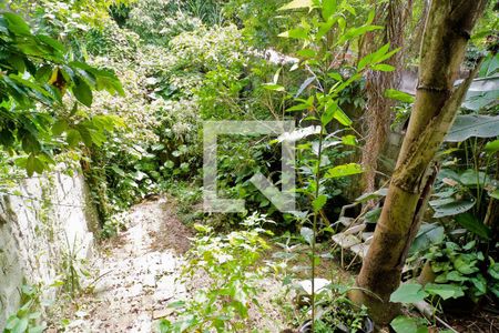 Casa à venda com 250m², 2 quartos e 1 vagaJardim