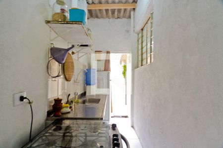 Casa à venda com 250m², 2 quartos e 1 vagaSalão - cozinha