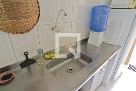 Casa à venda com 250m², 2 quartos e 1 vagaSalão - cozinha