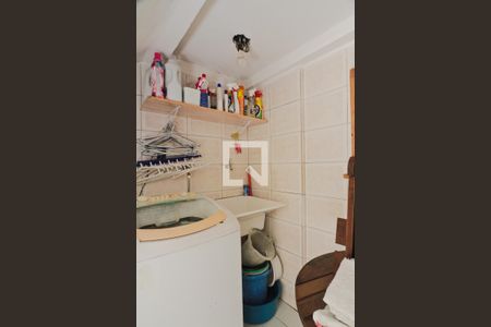 Casa à venda com 250m², 2 quartos e 1 vagaÁrea de Serviço