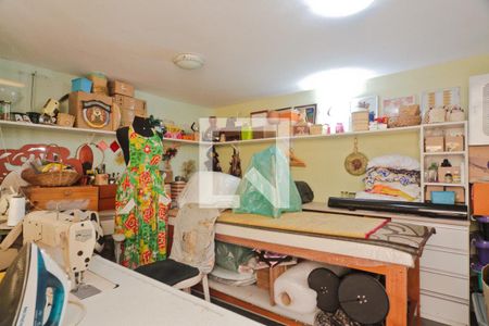 Casa à venda com 250m², 2 quartos e 1 vagaDepósito