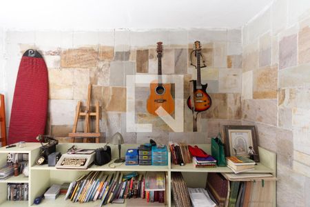 Casa à venda com 449m², 3 quartos e 1 vaga Casa à venda com 449m², 3 quartos e 1 vagaÁrea comum