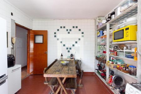 Casa à venda com 449m², 3 quartos e 1 vaga Casa à venda com 449m², 3 quartos e 1 vagaCozinha