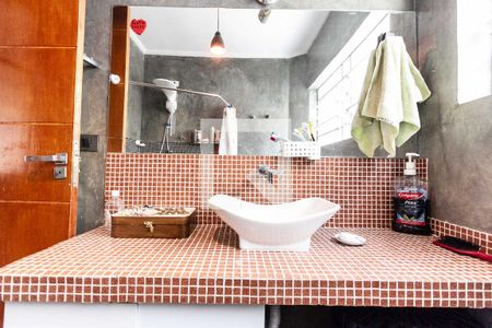 Casa à venda com 449m², 3 quartos e 1 vaga Casa à venda com 449m², 3 quartos e 1 vagaBanheiro social