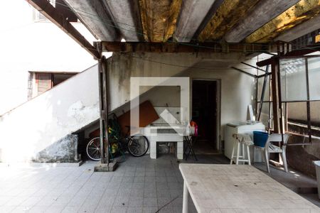 Casa à venda com 449m², 3 quartos e 1 vaga Casa à venda com 449m², 3 quartos e 1 vagaÁrea comum