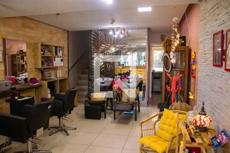 Sala de casa à venda com 3 quartos, 200m² em Jardim das Vertentes, São Paulo