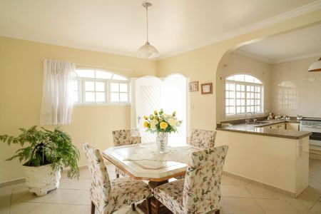 Casa à venda com 400m², 5 quartos e 6 vagasSala de Jantar