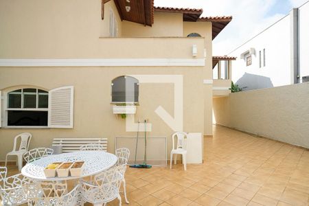 Casa à venda com 400m², 5 quartos e 6 vagasQuintal