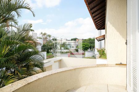 Casa à venda com 400m², 5 quartos e 6 vagasVaranda Suíte 3