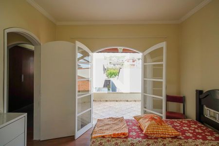 Casa à venda com 400m², 5 quartos e 6 vagasSuíte 4