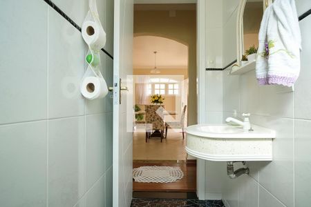 Casa à venda com 400m², 5 quartos e 6 vagasLavabo