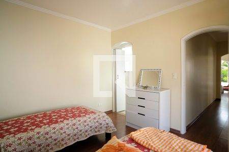 Casa à venda com 400m², 5 quartos e 6 vagasSuíte 4