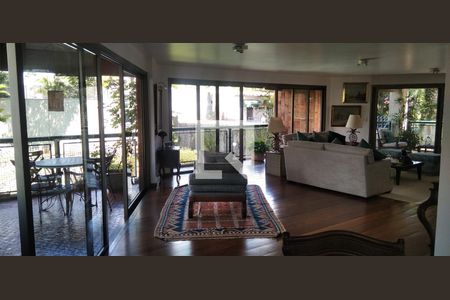 Apartamento à venda com 251m², 4 quartos e 3 vagasSala