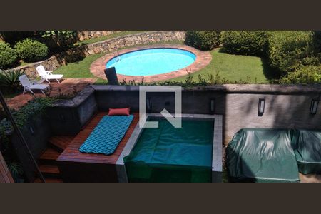 Apartamento à venda com 251m², 4 quartos e 3 vagasÁrea comum - Piscina