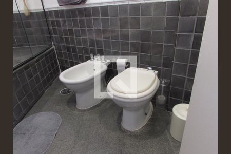 Banheiro da Suíte 1 de apartamento à venda com 4 quartos, 251m² em Paineiras do Morumbi, São Paulo