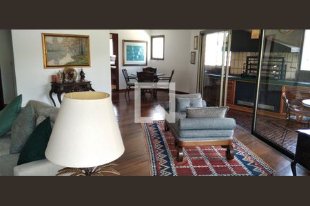 Apartamento à venda com 251m², 4 quartos e 3 vagasSala