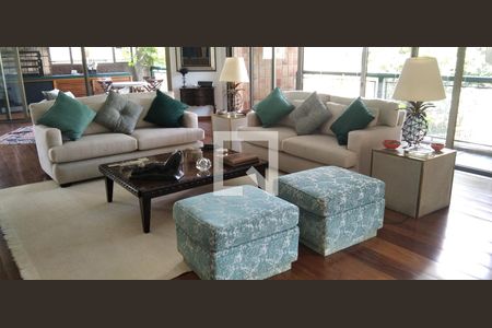 Apartamento à venda com 251m², 4 quartos e 3 vagasSala