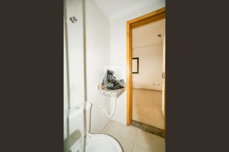 Banheiro  de apartamento à venda com 1 quarto, 44m² em Vila Carrao, São Paulo