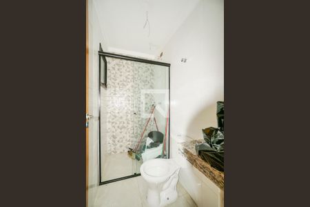 Banheiro  de apartamento à venda com 1 quarto, 44m² em Vila Carrao, São Paulo
