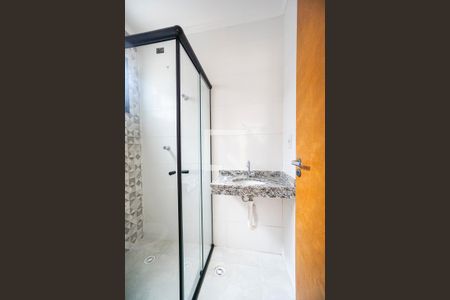 Banheiro de apartamento à venda com 1 quarto, 36m² em Vila Carrao, São Paulo