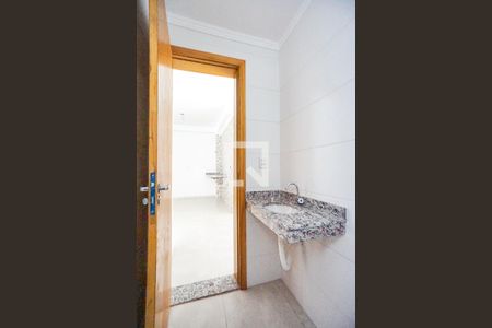 Banheiro de apartamento à venda com 2 quartos, 46m² em Vila Carrao, São Paulo