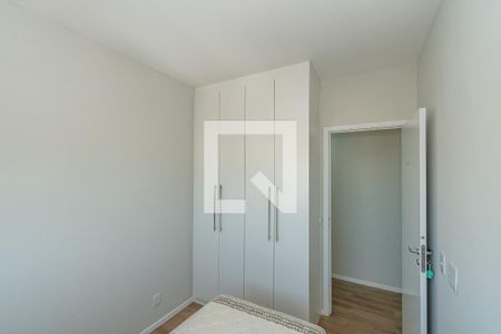 Apartamento à venda com 60m², 2 quartos e 2 vagas Apartamento à venda com 60m², 2 quartos e 2 vagasQuarto