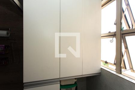 Apartamento à venda com 68m², 3 quartos e 2 vagas Apartamento à venda com 68m², 3 quartos e 2 vagasÁrea de Serviço