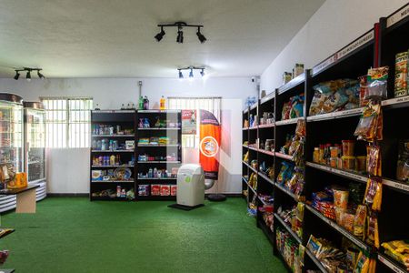 Apartamento à venda com 68m², 3 quartos e 2 vagas Apartamento à venda com 68m², 3 quartos e 2 vagasÁrea comum - Mercado