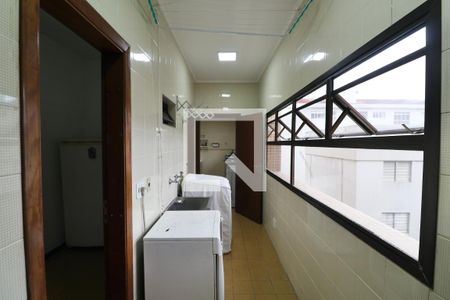 Apartamento para alugar com 200m², 5 quartos e 1 vagaÁrea de Serviço