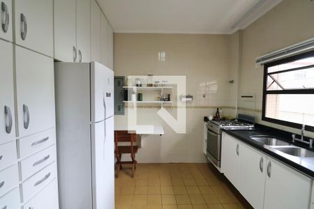 Apartamento para alugar com 200m², 5 quartos e 1 vagaCozinha