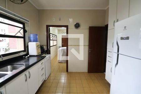 Apartamento para alugar com 200m², 5 quartos e 1 vagaCozinha