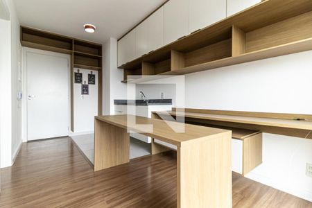 Sala - Mesa de apartamento para alugar com 1 quarto, 28m² em República, São Paulo