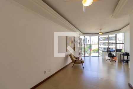 Sala de apartamento à venda com 3 quartos, 146m² em Cambuí, Campinas