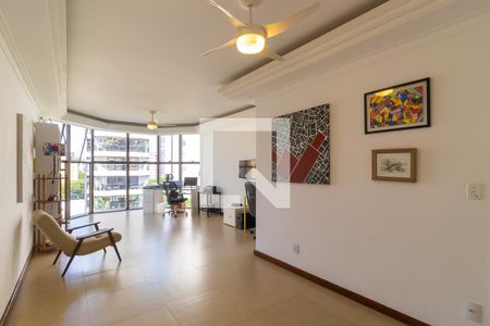 Sala de apartamento à venda com 3 quartos, 146m² em Cambuí, Campinas