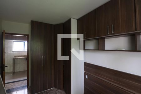 Quarto 2 de apartamento para alugar com 2 quartos, 47m² em Colubande, São Gonçalo