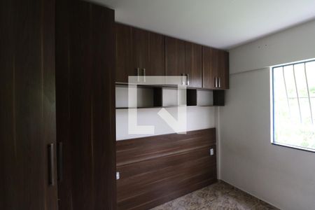 Quarto 2 de apartamento para alugar com 2 quartos, 47m² em Colubande, São Gonçalo