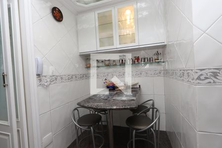 Apartamento à venda com 107m², 4 quartos e 2 vagasCopa/Cozinha