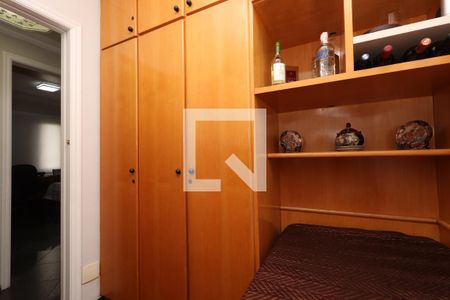 Apartamento à venda com 107m², 4 quartos e 2 vagasQuarto 4