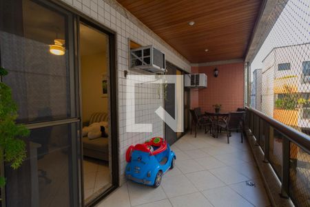 Apartamento à venda com 93m², 3 quartos e 2 vagas Apartamento à venda com 93m², 3 quartos e 2 vagasVaranda