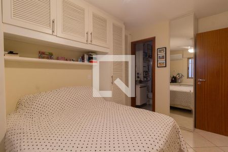 Apartamento à venda com 93m², 3 quartos e 2 vagas Apartamento à venda com 93m², 3 quartos e 2 vagasQuarto 2 - Suíte