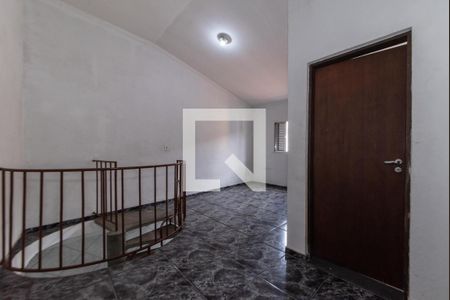 Casa à venda com 168m², 3 quartos e 2 vagas Casa à venda com 168m², 3 quartos e 2 vagasEscritório